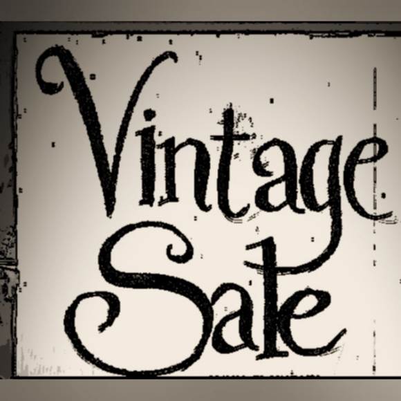 Huge Sale on My Grandmother's Vintage Itemsβ£οΈ - Picture 4 of 5